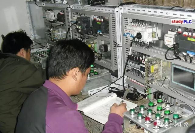 工业自动化方案落地指南:从PLC编程到数据采集的系统化实践